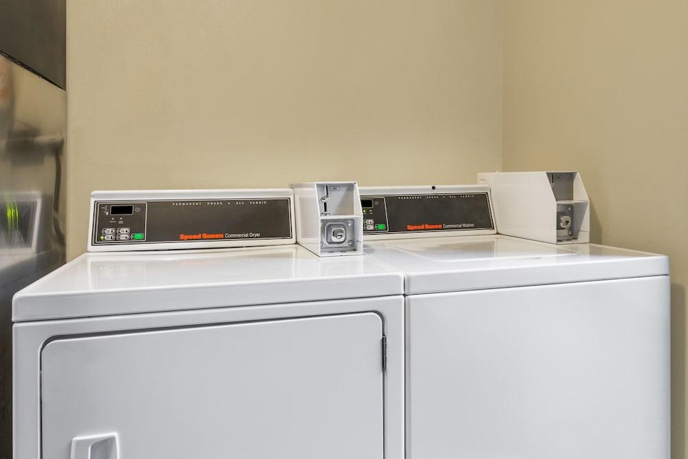 Midtown Inn & Suites ألباكركي المظهر الخارجي الصورة