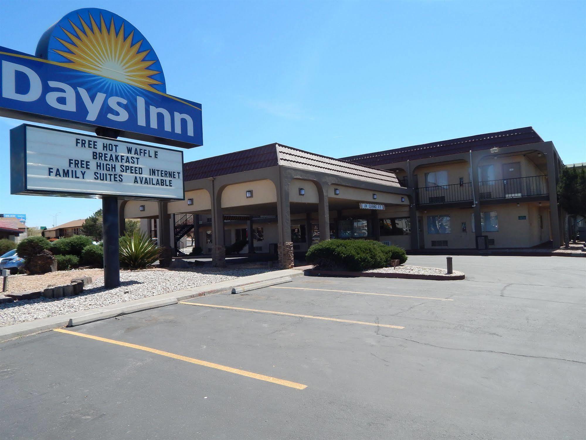Midtown Inn & Suites ألباكركي المظهر الخارجي الصورة