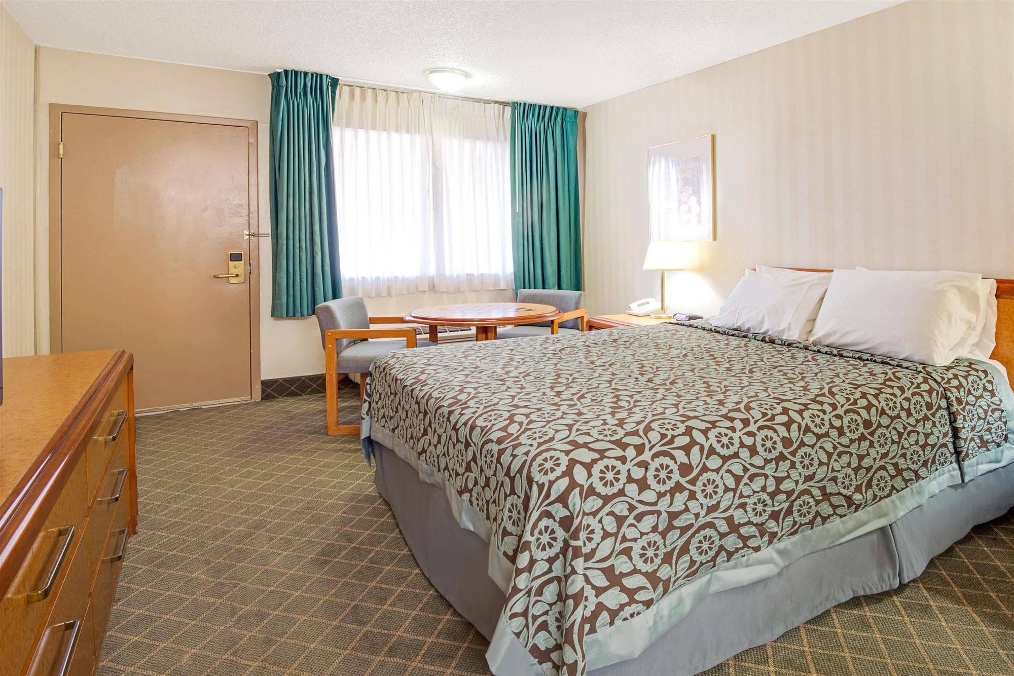 Midtown Inn & Suites ألباكركي المظهر الخارجي الصورة
